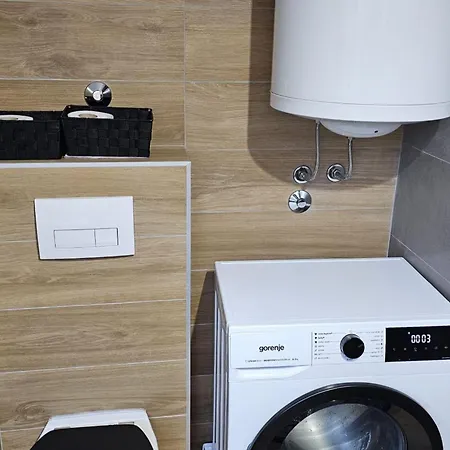 Diadora Apartman *